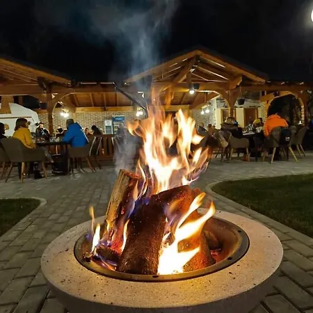 Resort Popasul Lu' Voda *